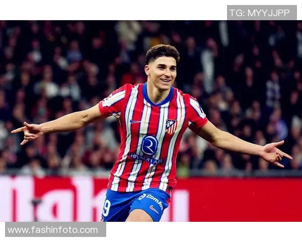 五月三日生日的足球巨星们：从经典传奇到现代锋线杀手的成长轨迹